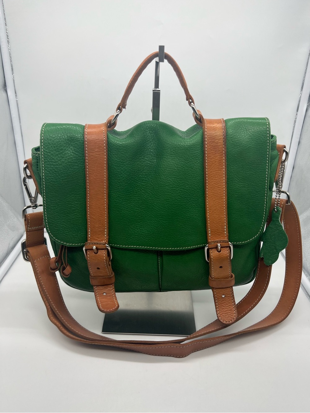 ROOTS RARE Y2K Green Leather Tan Trim Hot Pink Lining Messenger Crossbody Bag